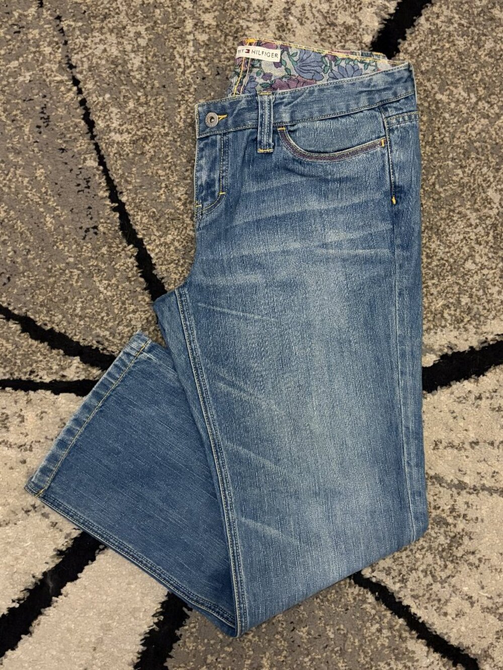 Women's Size 10 Tommy Hilfiger Jeans